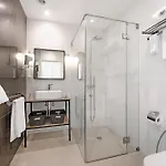 Liberal Wing فيلة