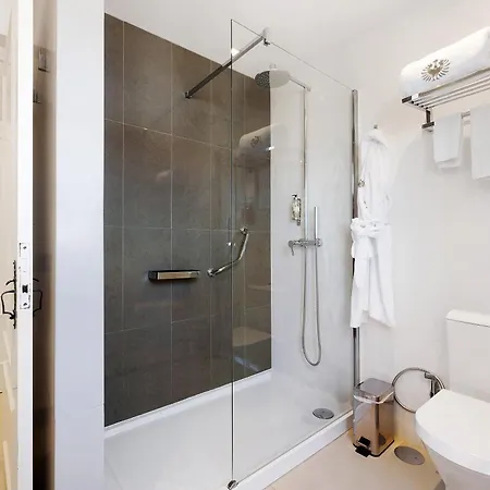 Liberal Wing ヴィラ