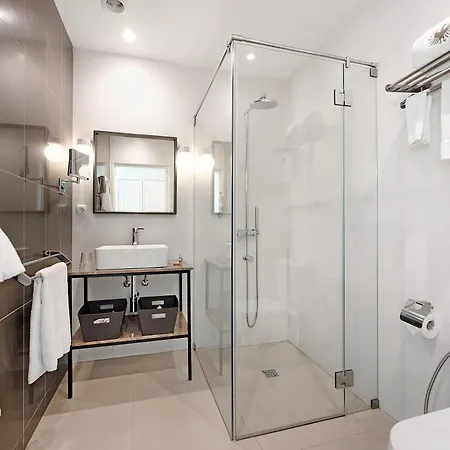 Liberal Wing ヴィラ