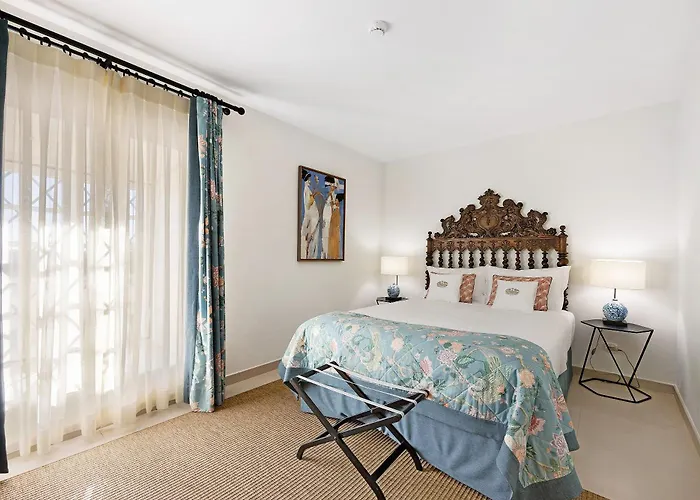 Liberal Wing ヴィラ *