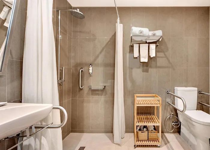 ヴィラ Liberal Wing ポルティマン