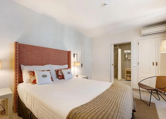 ヴィラ Liberal Wing *